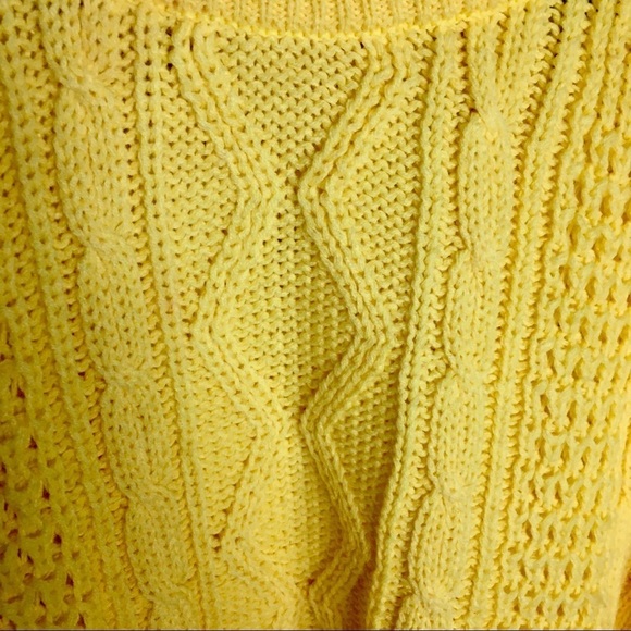 Vintage yellow cable knit sweater. South channel - Picture 11 of 11